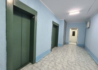 Продается 2-ком. квартира, 84 м2, поселок Знамя Октября, микрорайон Родники, 5