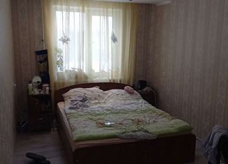 Продам 2-ком. квартиру, 46 м2, Пермский край, улица Космонавтов, 4