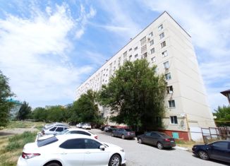 Продается 4-ком. квартира, 85 м2, Элиста, 2-й микрорайон, 15, 2-й микрорайон