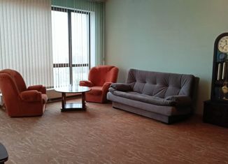 Сдается в аренду 2-комнатная квартира, 75 м2, Кемерово, проспект Химиков, 10Б, ЖК Пять Звёзд