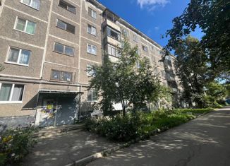 Продажа 2-комнатной квартиры, 45.1 м2, Екатеринбург, улица Зенитчиков, 14, метро Геологическая