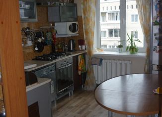 Продажа четырехкомнатной квартиры, 68.8 м2, Берёзовский, улица Загвозкина, 16