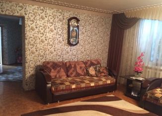 Продам 4-комнатную квартиру, 130 м2, Минеральные Воды, улица Воинов-Интернационалистов, 28