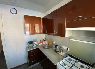 Продается 3-комнатная квартира, 61.1 м2, Курганская область, улица Пушкина, 98