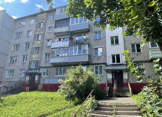 Продам 2-ком. квартиру, 42 м2, Ярославль, улица Калинина, 21, Фрунзенский район