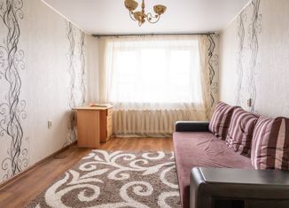 Продаю 2-комнатную квартиру, 53 м2, Нязепетровск, улица Вайнера, 47