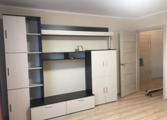 Сдам двухкомнатную квартиру, 61 м2, Смоленск, улица Николаева, 69Б