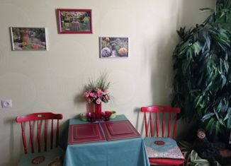 Продам 3-комнатную квартиру, 80.2 м2, Нижний Новгород, улица Ефремова, 4, улица Ефремова