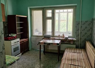 Продам 5-комнатную квартиру, 105 м2, Якутск, Октябрьская улица, 27/6