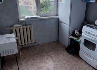 Продается 2-ком. квартира, 43 м2, Новотроицк, Библиотечная улица, 2А