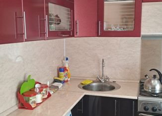 Продажа двухкомнатной квартиры, 43 м2, Нижний Ломов, улица Крылова, 9