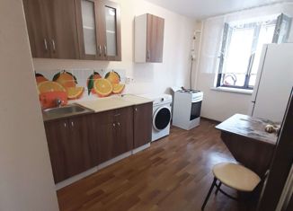 Аренда 1-ком. квартиры, 40 м2, Альметьевск, улица Ленина, 157А