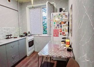 Продаю 1-комнатную квартиру, 30.3 м2, Новотроицк, улица Винокурова, 12