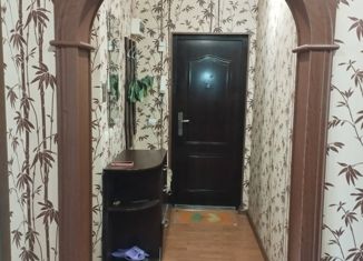 Продается 2-комнатная квартира, 46.7 м2, Балаково, улица Набережная Леонова, 42