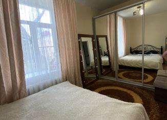 Продам 2-комнатную квартиру, 40 м2, Ставрополь, улица Короленко, 18