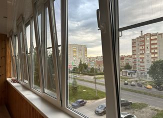 Продам двухкомнатную квартиру, 46 м2, Курск, проспект Хрущева, 15