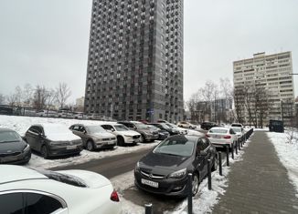 Продам 3-ком. квартиру, 59 м2, Москва, улица Маршала Сергеева, 3, улица Маршала Сергеева