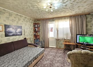 Продается трехкомнатная квартира, 65.1 м2, Свердловская область, улица Ватутина, 8