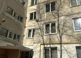 Продам 4-ком. квартиру, 96.4 м2, Тамбов, улица Сенько, 18, Советский район