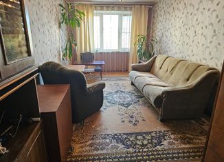 Продаю трехкомнатную квартиру, 62 м2, Челябинск, улица Хохрякова, 10А
