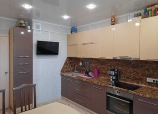 Продается 2-ком. квартира, 65 м2, Челябинск, Краснопольский проспект, 14, ЖК Пара