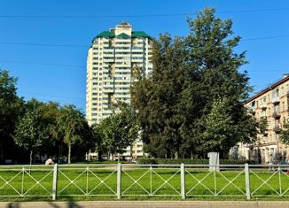 2-ком. квартира на продажу, 65 м2, Санкт-Петербург, метро Лесная, Новолитовская улица, 4