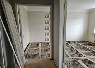 Двухкомнатная квартира на продажу, 48 м2, Кронштадт, Ленинградская улица, 3