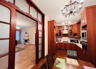 Продаю дом, 537 м2, Мытищи, 2-я Институтская улица, 9