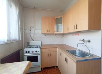 Продается трехкомнатная квартира, 60.4 м2, Санкт-Петербург, улица Демьяна Бедного, 32к1