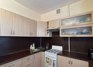 Продаю однокомнатную квартиру, 42.7 м2, Ишимбай, улица Гагарина, 10