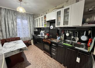 Продается трехкомнатная квартира, 63 м2, Республика Башкортостан, улица Ветеранов, 9