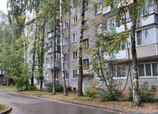 Продажа 1-ком. квартиры, 30 м2, Череповец, улица Леднева, 15