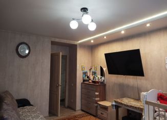 2-комнатная квартира на продажу, 40.1 м2, поселок городского типа Емельяново, Новая улица, 6