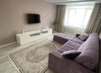 Продажа 2-ком. квартиры, 55 м2, Комсомольск-на-Амуре, проспект Мира, 44