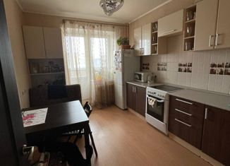 Продам однокомнатную квартиру, 46 м2, Нижний Новгород, улица Плотникова, 5, улица Плотникова