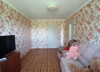 Продается трехкомнатная квартира, 60.6 м2, село Воздвиженка, Пионерская улица, 6