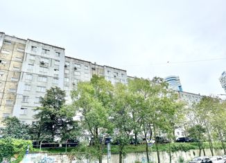 Продаю двухкомнатную квартиру, 51.2 м2, Владивосток, улица Сабанеева, 16