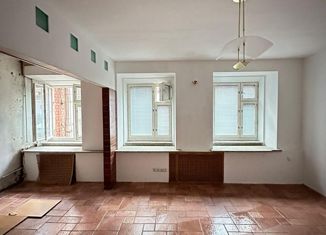 Продам 1-комнатную квартиру, 33.9 м2, Санкт-Петербург, метро Василеостровская, 17-я линия Васильевского острова, 38