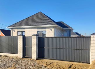 Продается дом, 90 м2, станица Новотитаровская, улица Сергея Есенина