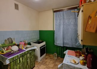 Продается трехкомнатная квартира, 61.9 м2, Нижняя Тура, улица Ленина, 117