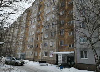 Продается двухкомнатная квартира, 52 м2, Димитровград, проспект Автостроителей, 37