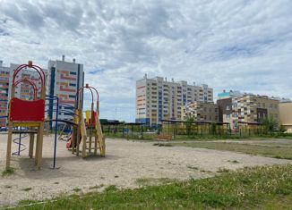 Продается 1-ком. квартира, 41 м2, Копейск, улица Короленко, 12