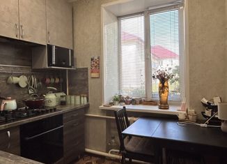 2-ком. квартира на продажу, 48 м2, Салават, улица Мажита Гафури, 22