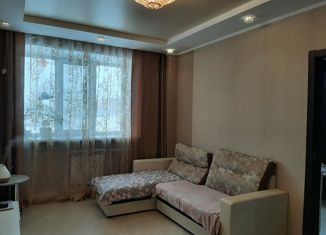 Продажа 3-комнатной квартиры, 51.2 м2, Топки, улица Луначарского, 1