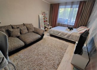 Продается трехкомнатная квартира, 60.2 м2, Татарстан, улица Космонавтов, 40