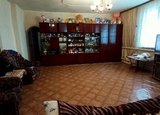 Продаю 4-ком. квартиру, 88.5 м2, Элиста, Лаганская улица, 19А, Южный район