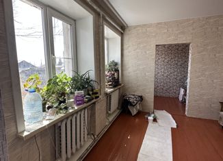 Продаю двухкомнатную квартиру, 45.1 м2, поселок городского типа Атамановка, Набережная улица, 15