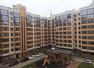 Продам двухкомнатную квартиру, 52 м2, Ломоносов, Михайловская улица, 51