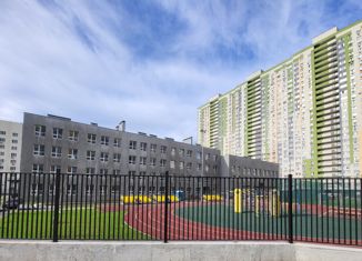 Продаю двухкомнатную квартиру, 60.1 м2, Самара, метро Гагаринская, Революционная улица, 101Вк2