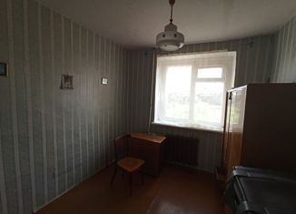 Продам двухкомнатную квартиру, 46 м2, Соль-Илецк, улица Урицкого, 36